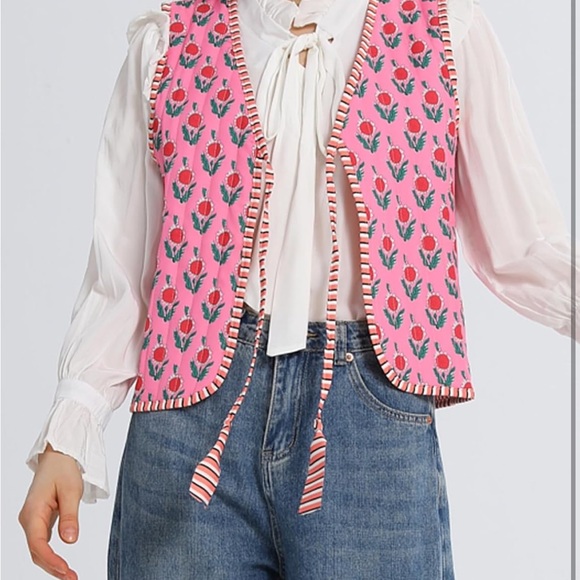 Women's Cropped Floral Quilted Puffer Vest Printed Lightweight Sleeveless Padded - Picture 3 of 5